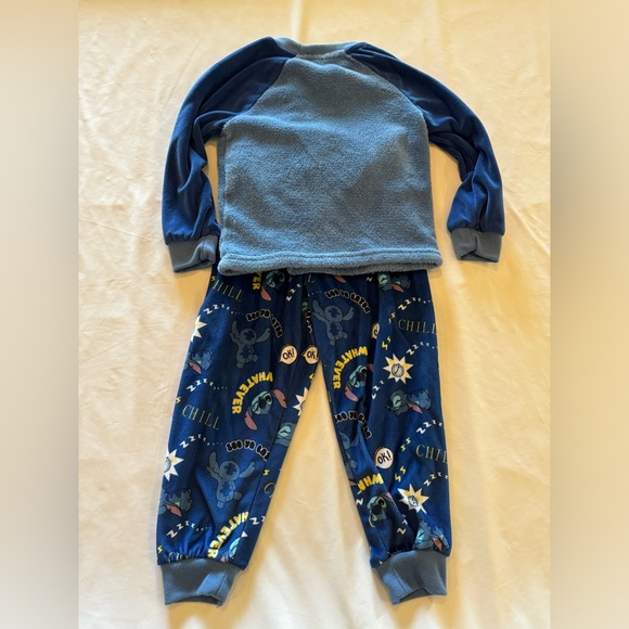 Disney Store Stitch Pjs For Kids, Lilo and Stitch size 4T - Picture 2 of 6
